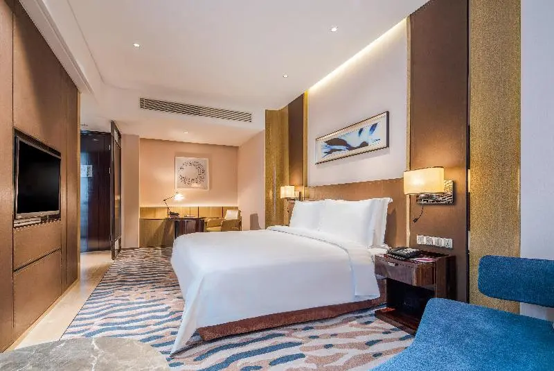 اتاق استاندارد با تخت بزرگ, Crowne Plaza Dalian Sports Center, An Ihg