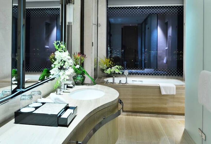 חדר פרמיום, Crowne Plaza Dalian Sports Center, An Ihg