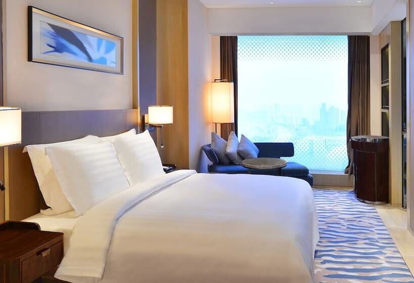 Номер Премиум, Crowne Plaza Dalian Sports Center, An Ihg