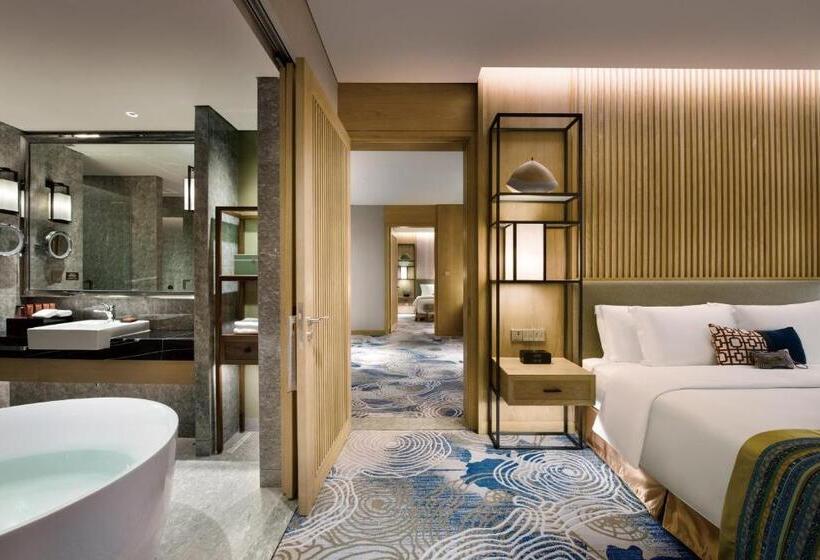 Люкс Повышенной Комфортности, Crowne Plaza   Kunming Ancient Dian Town, An Ihg