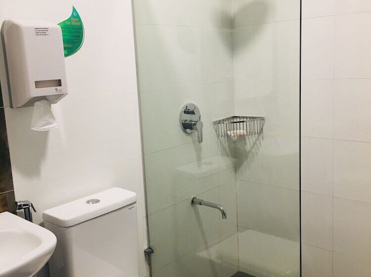 اتاق سوپریور, Express Inn   Osmeña