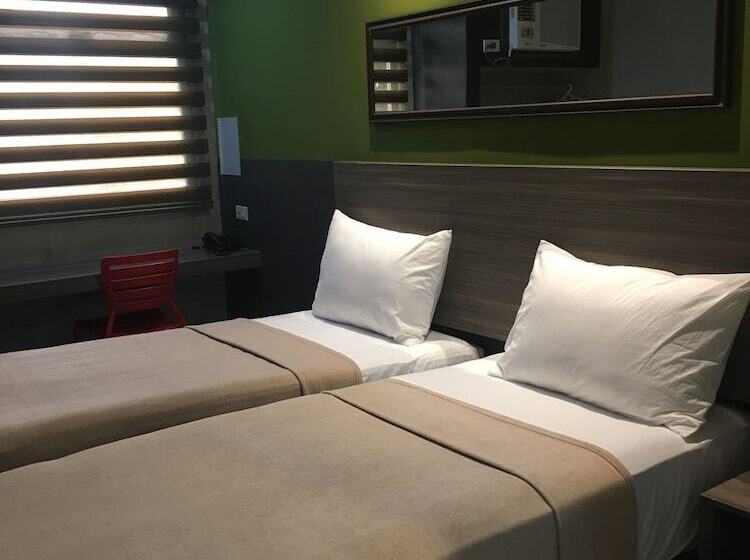 اتاق سوپریور, Express Inn   Osmeña