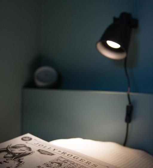 غرفة قياسية فردية, Heimathafen