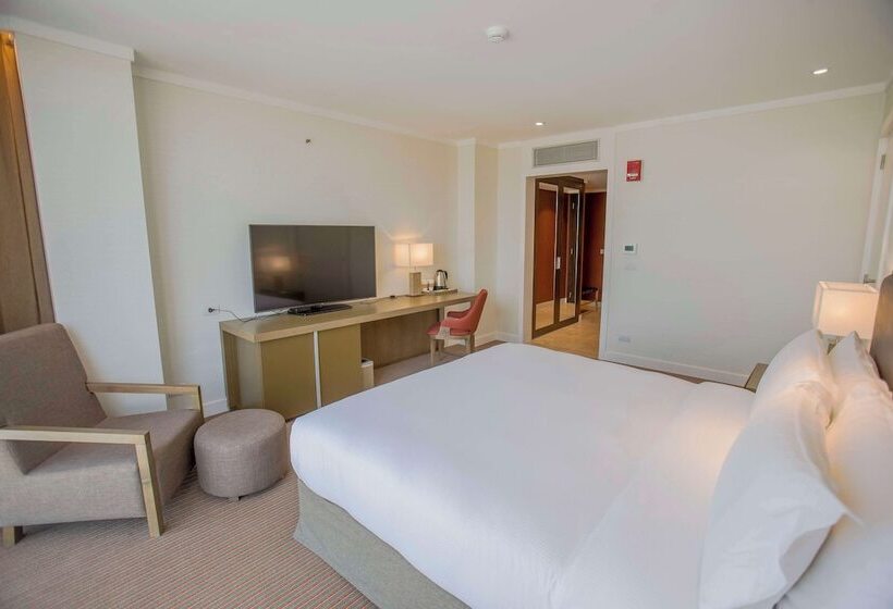 חדר דלוקס, Hilton Pilar