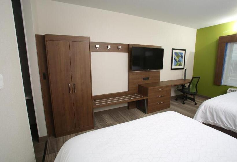 장애인을 위한 스탠다드 룸, Holiday Inn Express   Mccook, An Ihg