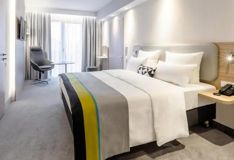 身障者適用スタンダードルーム, Holiday Inn Express Wuppertal Hauptbahnhof, An Ihg
