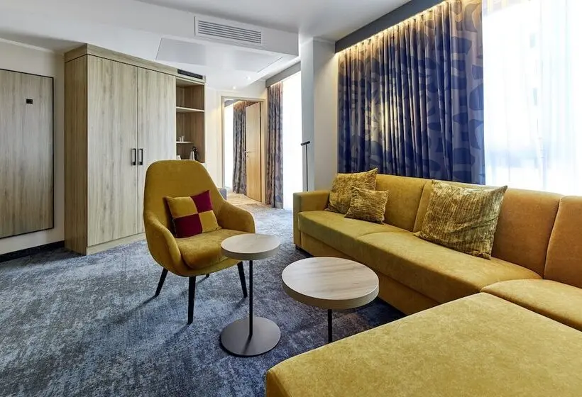 سوییت, Holiday Inn   Hamburg   Hafencity, An Ihg