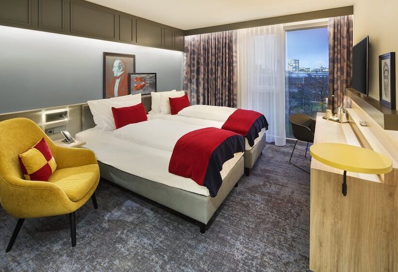 스탠다드 룸, Holiday Inn   Hamburg   Hafencity, An Ihg