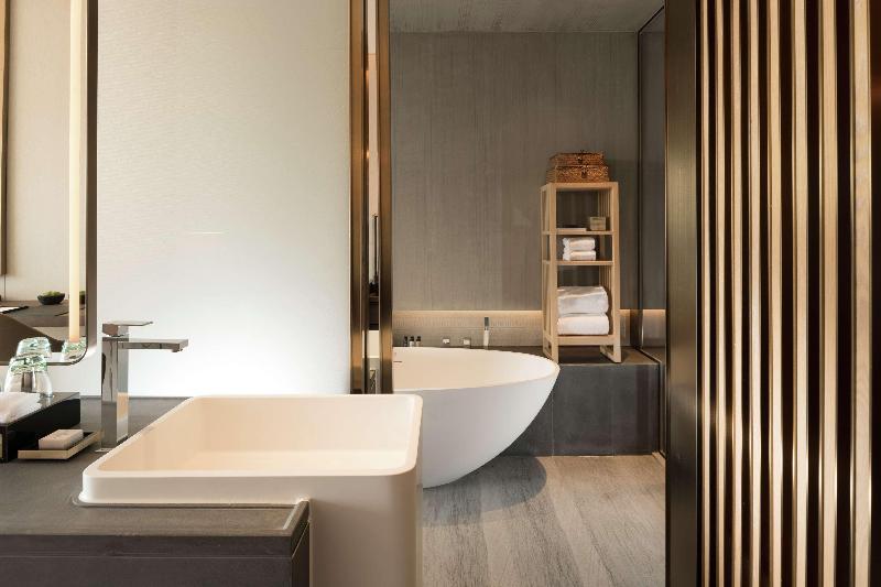 Номер Премиум, Joyze Hotel Xiamen, Curio Collection By Hilton