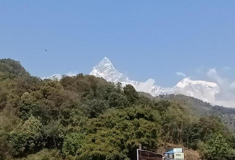 スタンダードスタジオ, Nana Pokhara