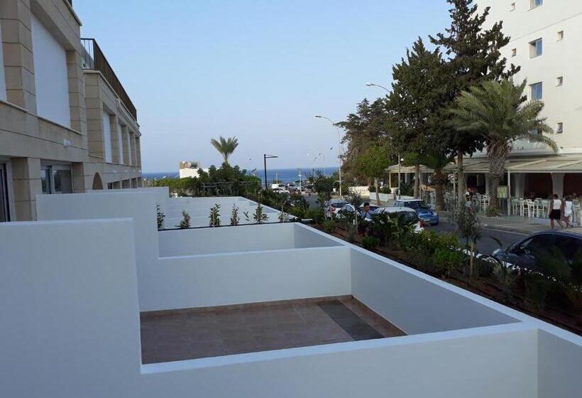 스위트, Protaras Plaza