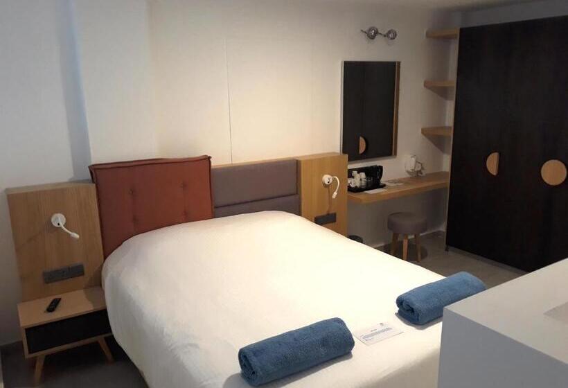 패밀리 스위트, Protaras Plaza