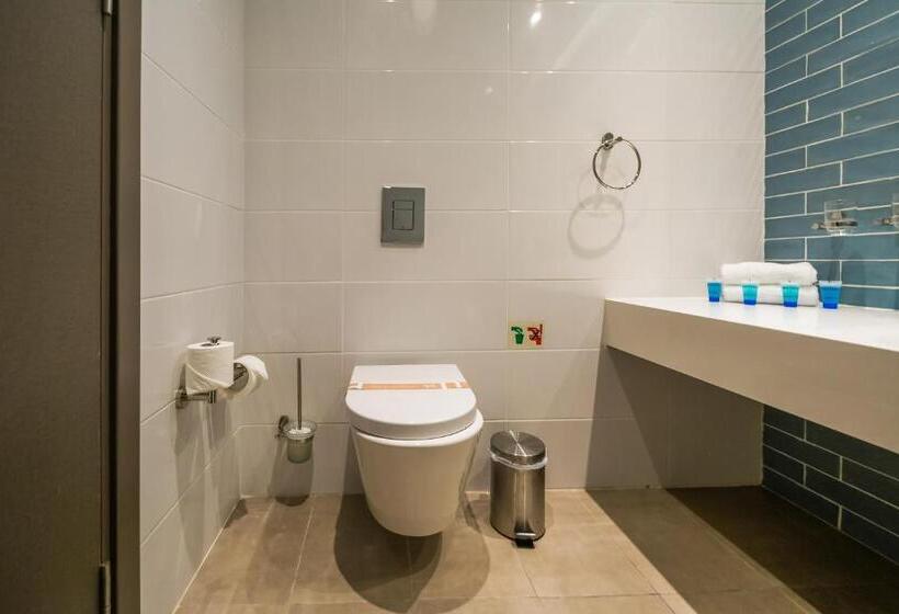 스탠다드 룸 측면 바다 전망, Protaras Plaza