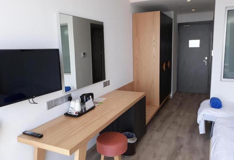 스탠다드 싱글 룸, Protaras Plaza