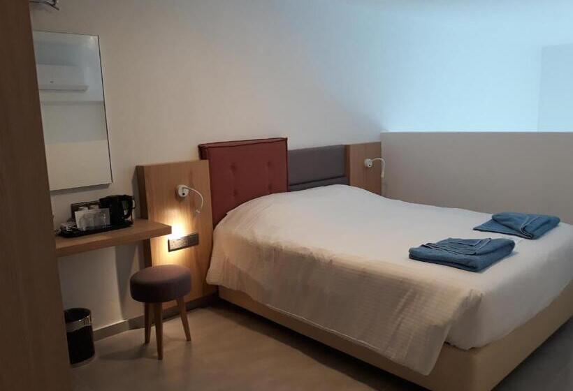 스위트, Protaras Plaza