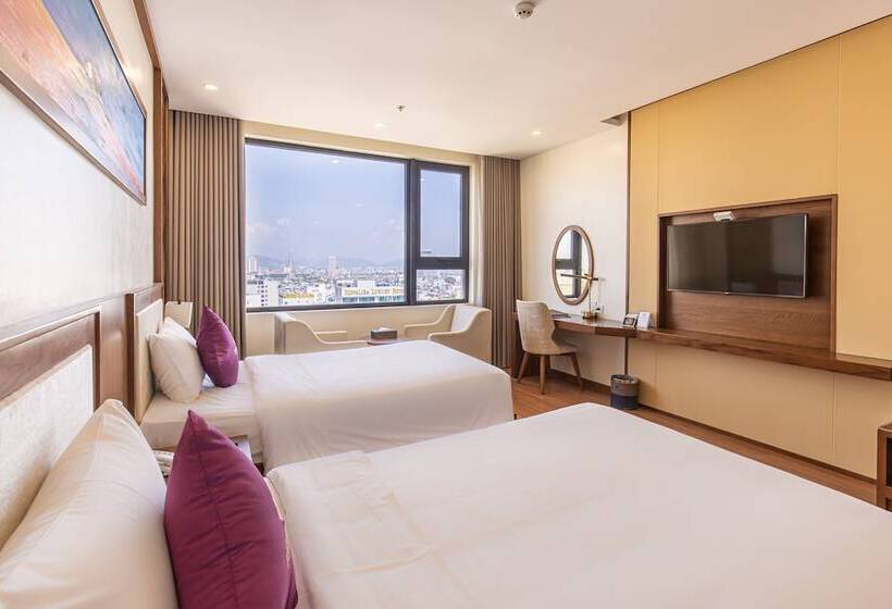 اتاق لوکس با چشمانداز شهر, Rosamia Da Nang