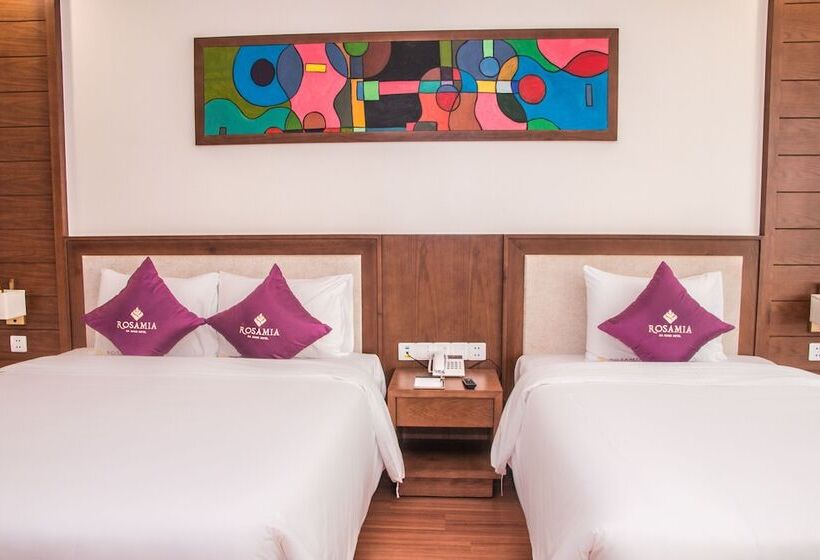 اتاق پریمیوم سه تخته, Rosamia Da Nang