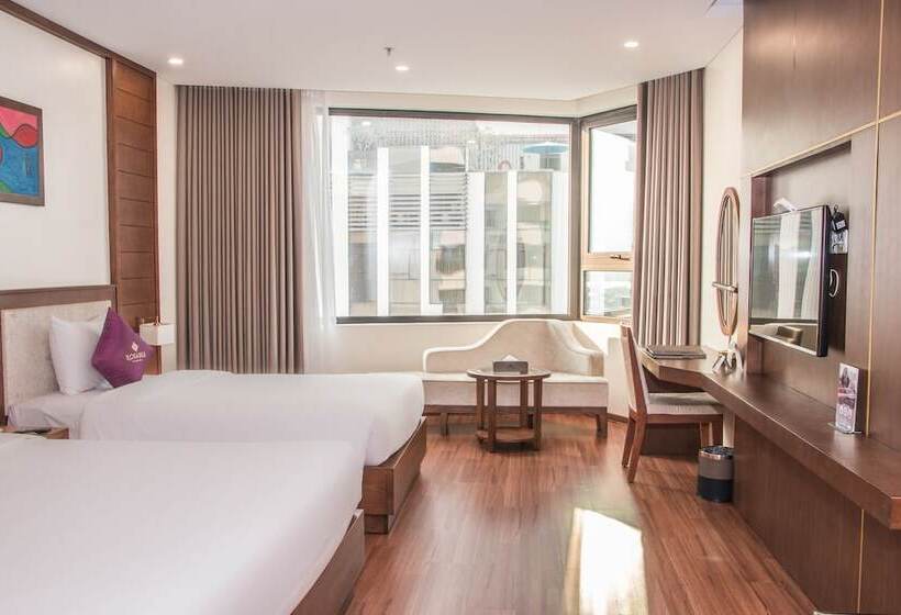 اتاق استاندارد سه نفره با چشمانداز کنار دریا, Rosamia Da Nang