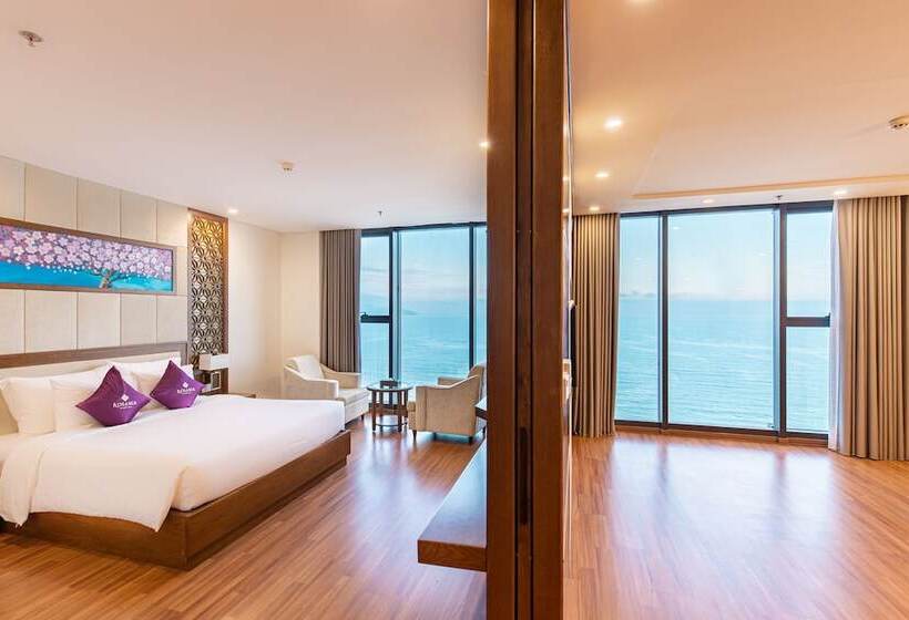 سوئیت اجرایی با چشمانداز دریا, Rosamia Da Nang