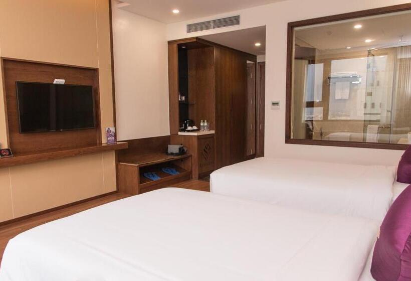 اتاق لوکس با چشمانداز دریا, Rosamia Da Nang