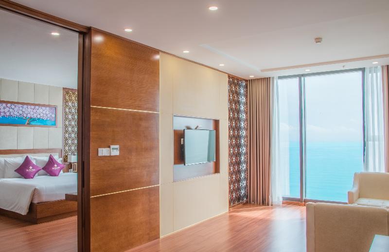 سوئیت اجرایی با چشمانداز دریا, Rosamia Da Nang