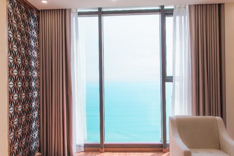 سوئیت اجرایی با چشمانداز دریا, Rosamia Da Nang