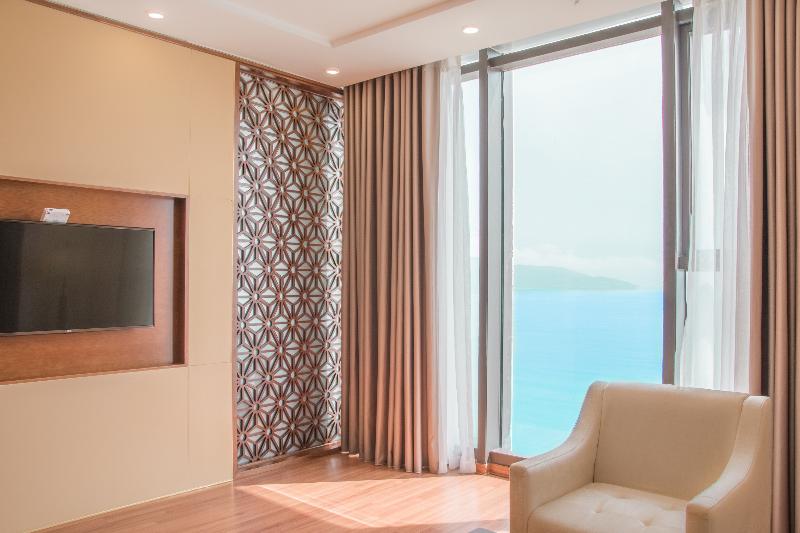 سوئیت اجرایی با چشمانداز دریا, Rosamia Da Nang