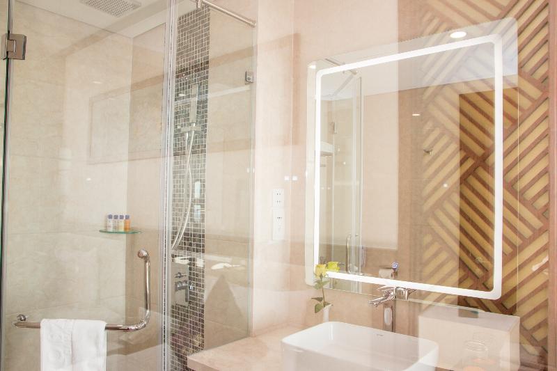 اتاق لوکس با چشمانداز شهر, Rosamia Da Nang