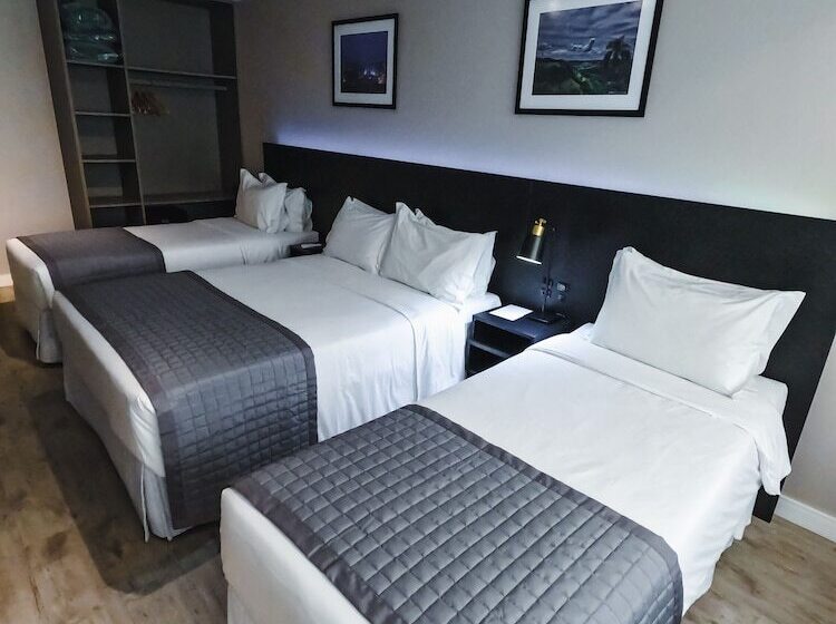 4인용 스탠다드 룸, Santa Inn