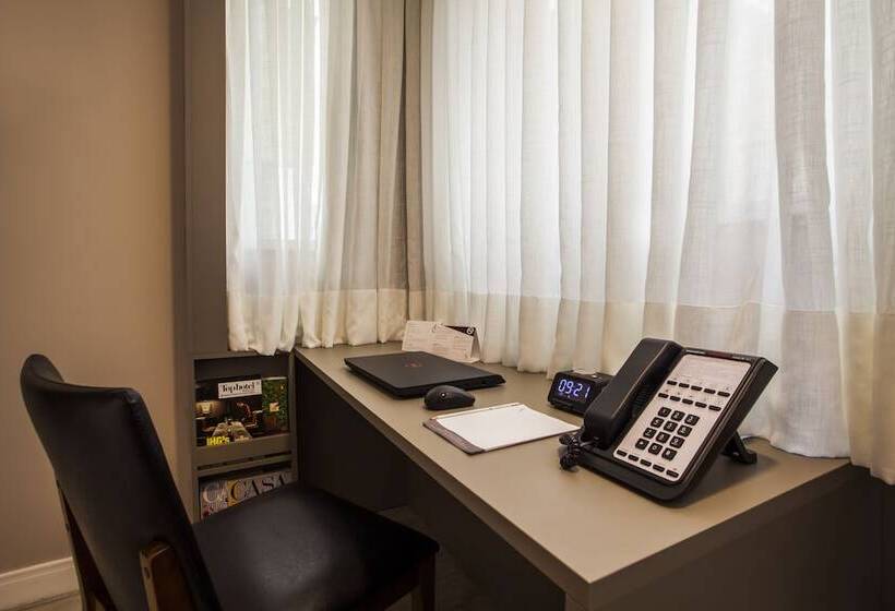 4인용 스탠다드 룸, Santa Inn