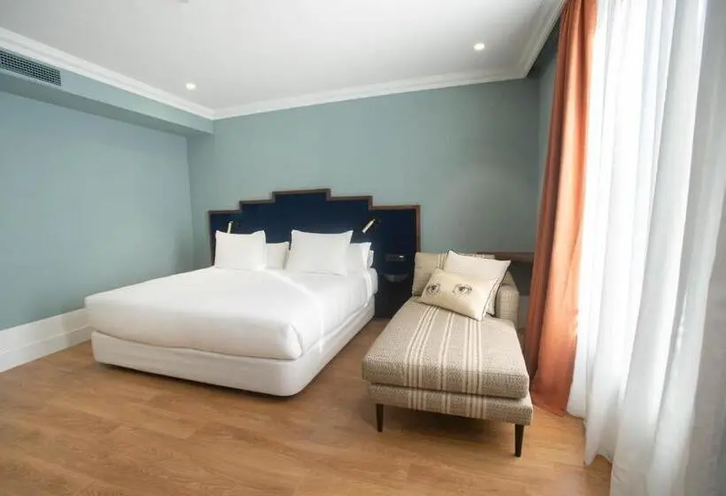 سوییت جونیور, Soho Boutique Congreso
