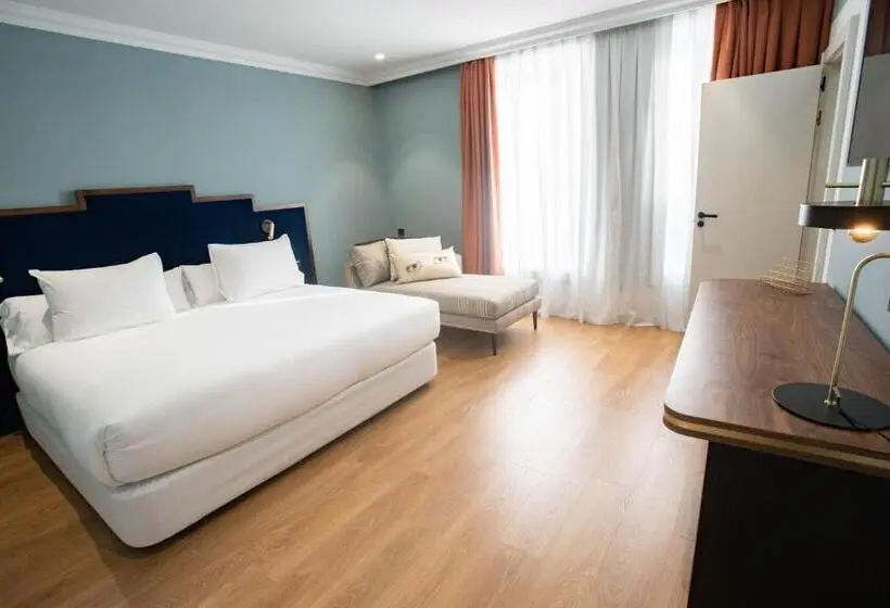 سوییت جونیور, Soho Boutique Congreso