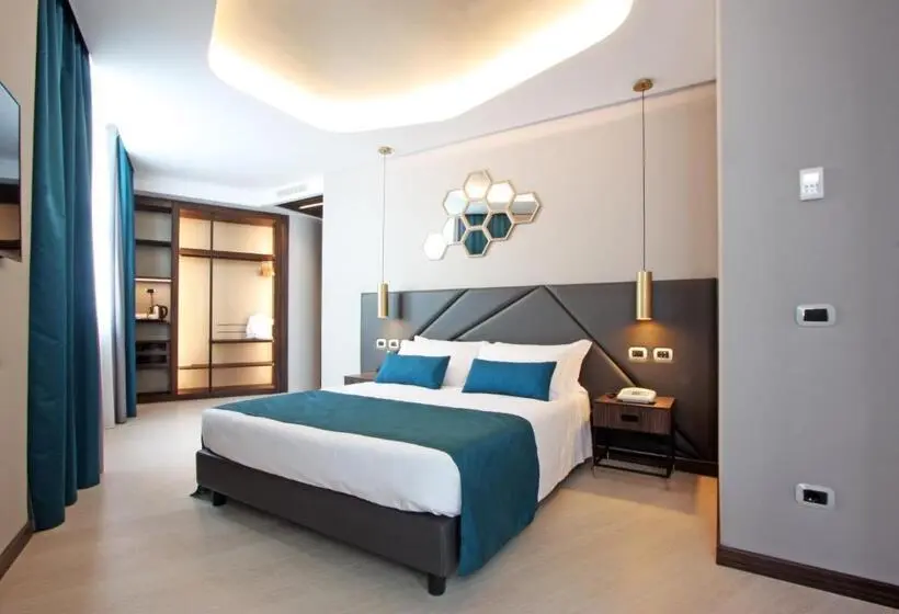 Suite, The Hive
