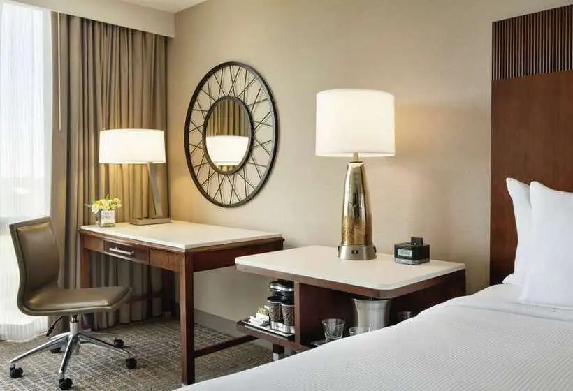 キングサイズベッドのデラックスルーム, Joyze Hotel Xiamen, Curio Collection By Hilton