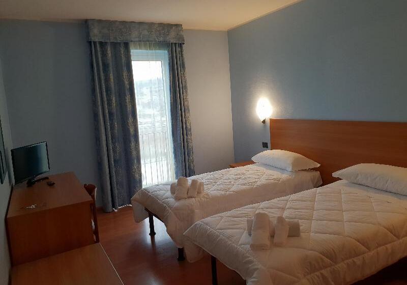 スタンダードシングルルーム, Risthotel Airport