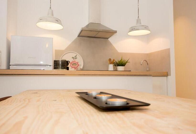 آپارتمان 1 خوابه, S30 Reina Victoria