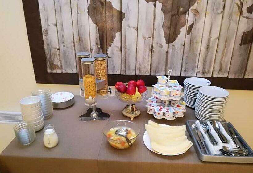 Pokój Standard Trzyosobowy, B&b Marzia