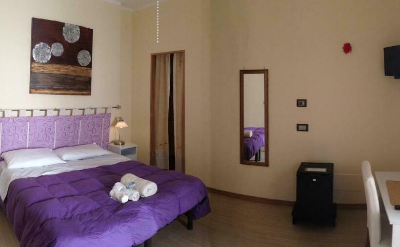 Pokój Czteroosobowy Standard, B&b Marzia