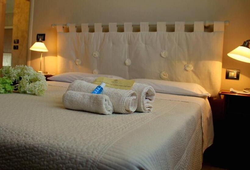 اتاق استاندارد سه نفره, B&b Marzia