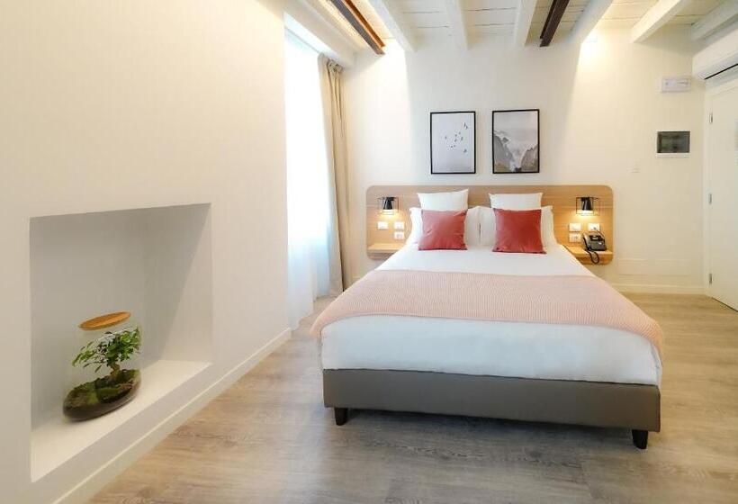 اتاق استاندارد, Bergamo Inn 15