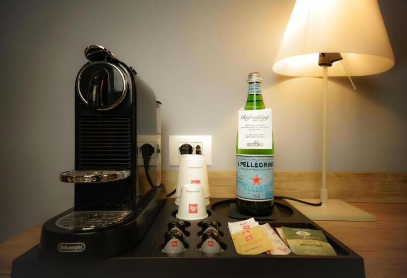 اتاق لوکس, Bergamo Inn 15