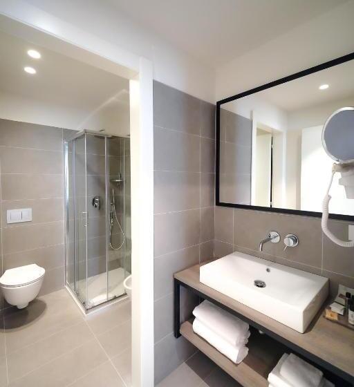 اتاق استاندارد, Bergamo Inn 15