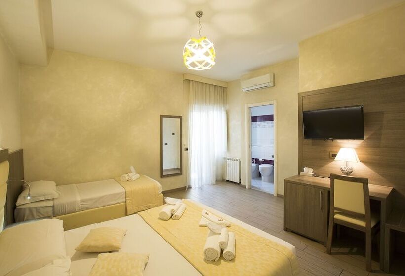 اتاق استاندارد چهار تخته, Relais Tiburtina