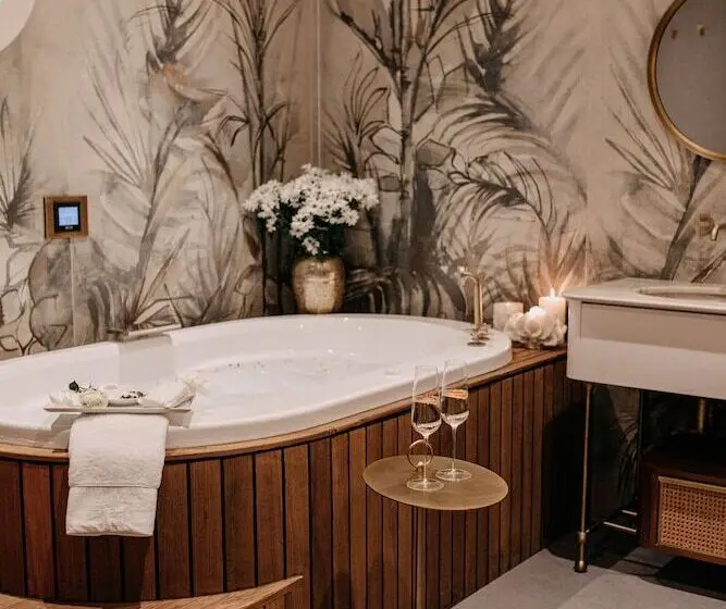 Huoneisto 3 Makuuhuonetta, Biblos Resort Alaçatı