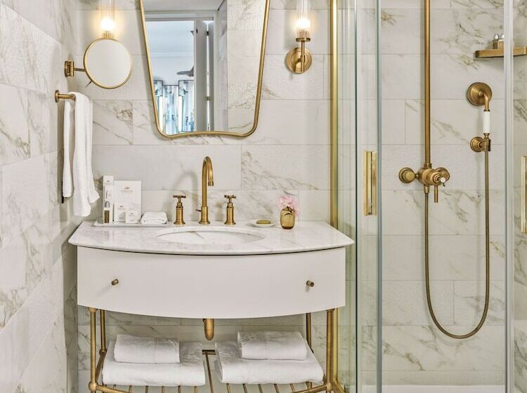 سوییت با چشمانداز دریا, Biblos Resort Alaçatı