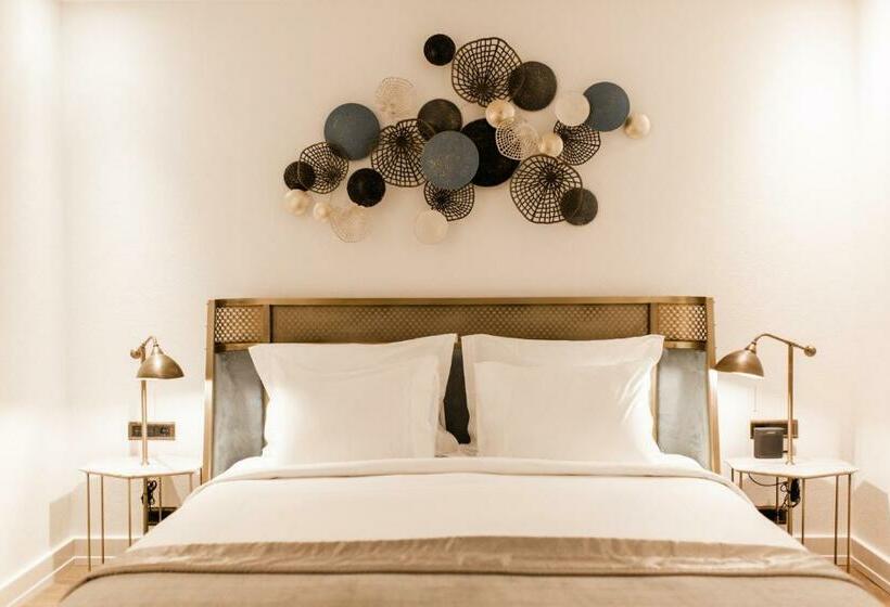 سوییت با چشمانداز دریا, Biblos Resort Alaçatı