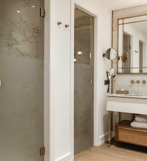 سوییت با چشمانداز دریا, Biblos Resort Alaçatı