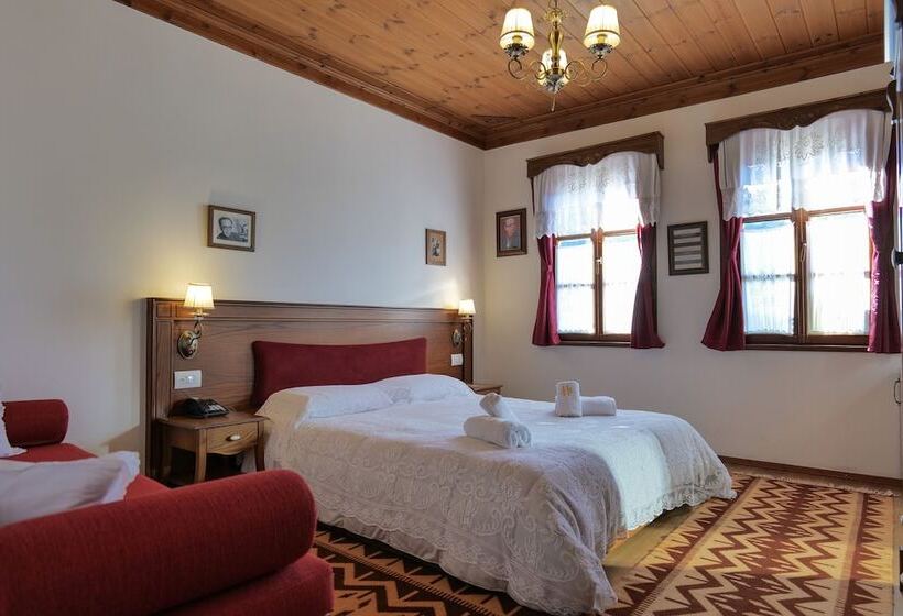 디럭스 패밀리 룸, Bineri