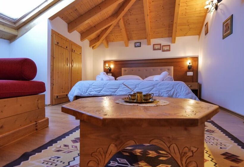 디럭스 패밀리 룸, Bineri