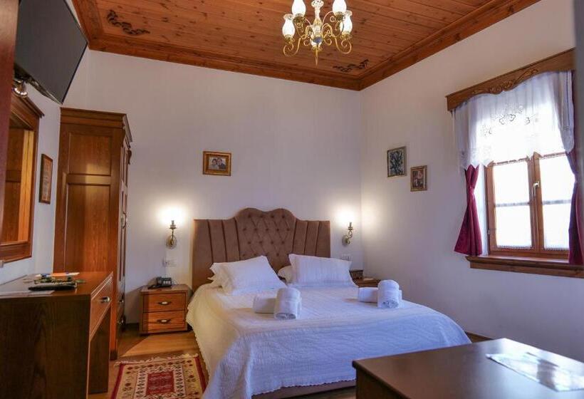 디럭스 패밀리 룸, Bineri